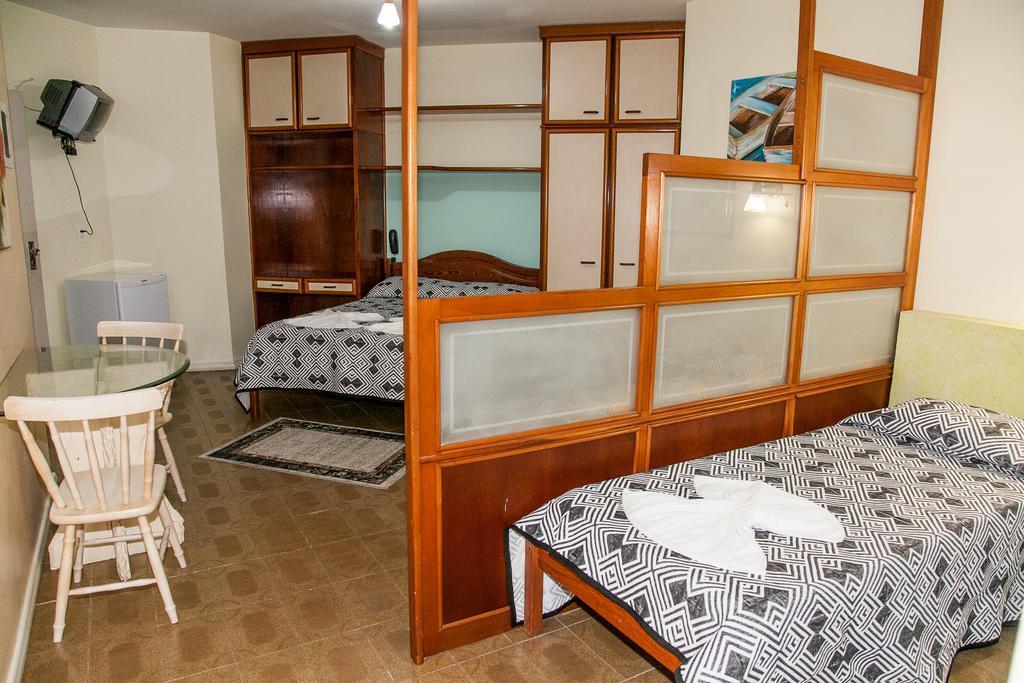 Residencial Ilha Dourada Hotel Governador Celso Ramos Ruang foto